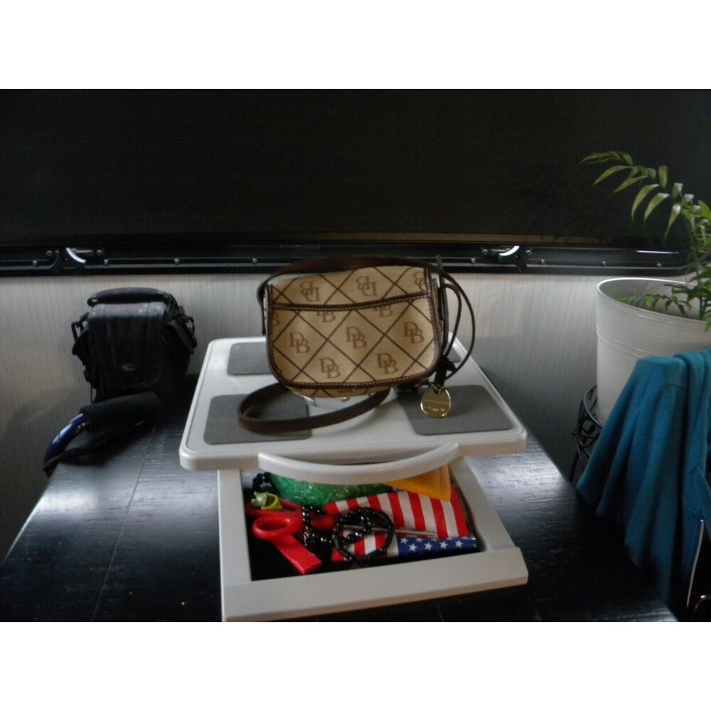 Dooney & Bourke Signature Canvas Crossbody Bag Small - Picture 3 of 16